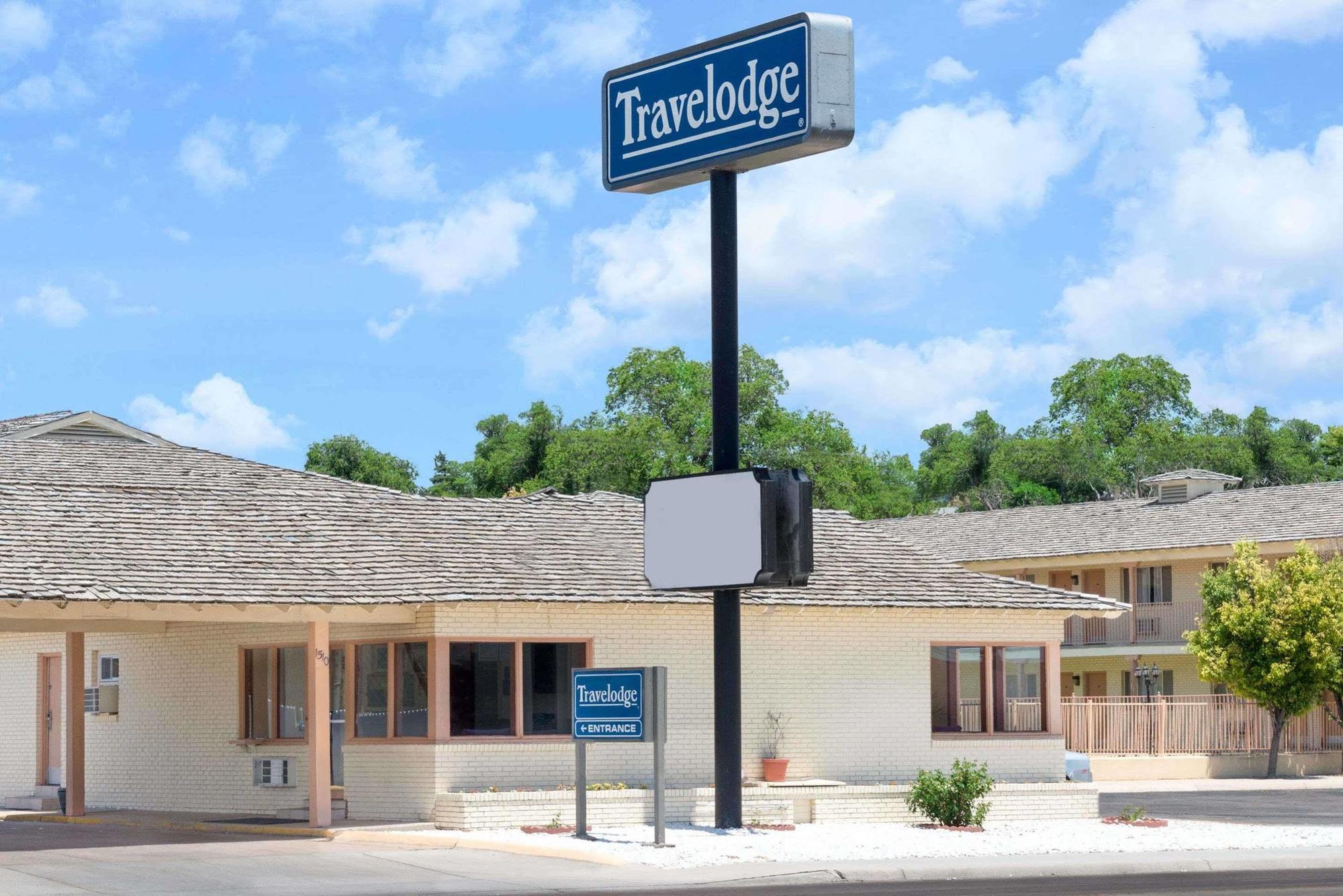 Travelodge By Wyndham Dodge City Exterior foto